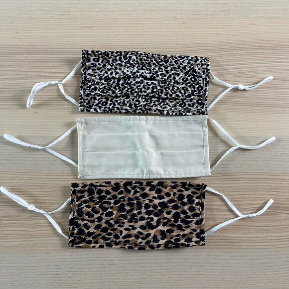 NWOT Set of 3 Old Navy Triple-Layer Cloth Pleated Face Masks for Adults - Picture 8 of 8